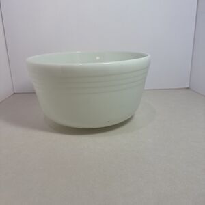 Pyrex Hamilton Beach #26 Large White Milk Glass Ribbed Mixing Bowl